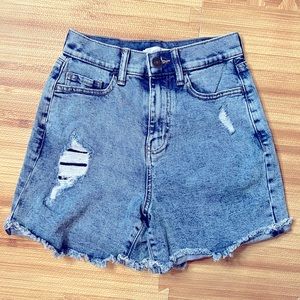 SO Jean shorts size 1 NEW